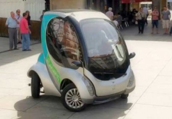 Mică, electrică şi pliabilă: faceţi cunoştinţă cu Hiriko
